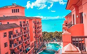 Jurerê Beach Village - Flat na Praia